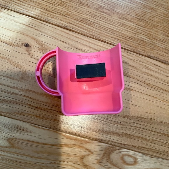 LAST CALL BEFORE DONATING!! Tupperware kitchen gadgets - Picture 8 of 12